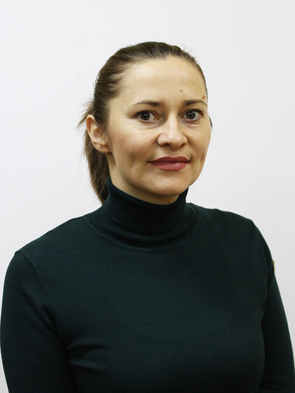 Андрианова Елена Юрьевна.